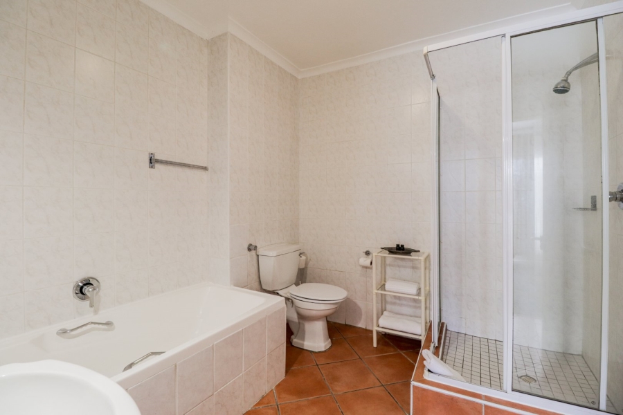 1 Bedroom Property for Sale in Lagoon Beach Western Cape